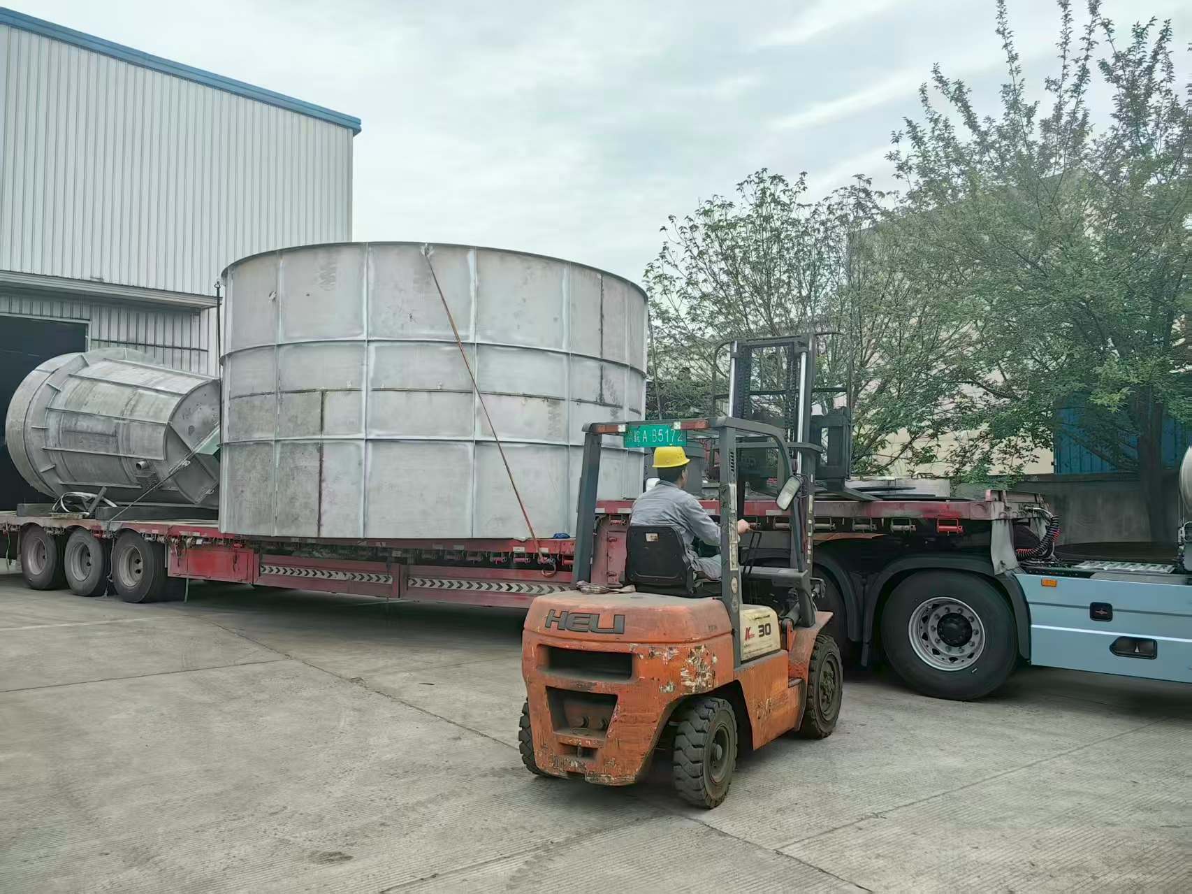Debo Energy's Large-Scale Biomass Gasifier Shipped to Changshu Chemical Fiber Company in Jiangsu